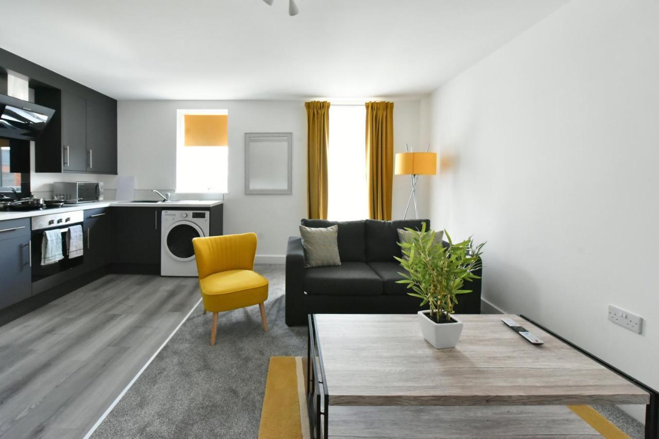 The Breath Taking Cube Aparthotel Pontefract Exterior photo