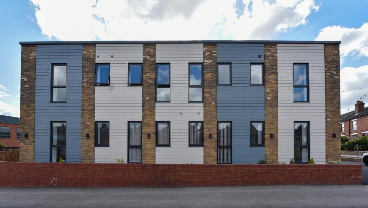 The Breath Taking Cube Aparthotel Pontefract Exterior photo